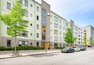 Bright Apartment Close To Nature Stockholm City
