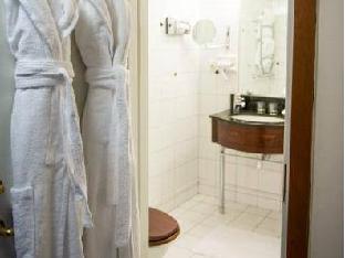 Clas på Hörnet Hotell