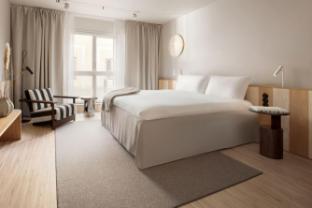 Hagastrand, Autograph Collection