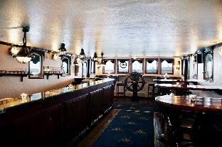 Mälardrottningen Yacht Hotel & Restaurant