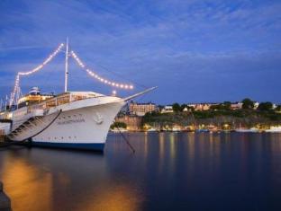 Mälardrottningen Yacht Hotel & Restaurant