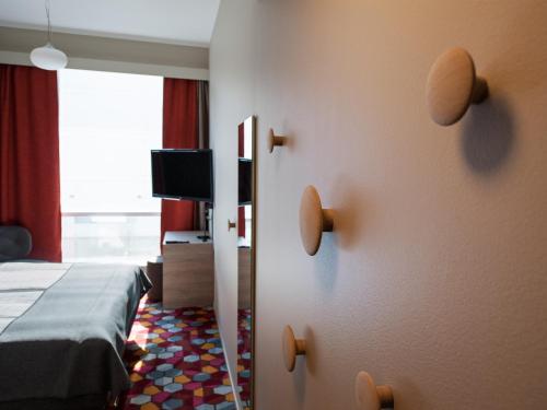 Motel L
