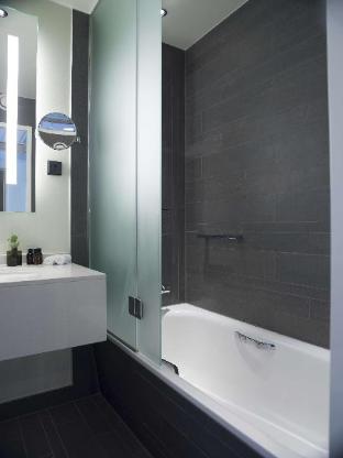 Radisson Blu Waterfront Hotel