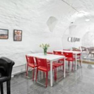 RAMILTON Old Town Hostel