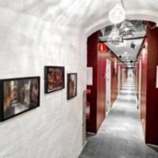 RAMILTON Old Town Hostel