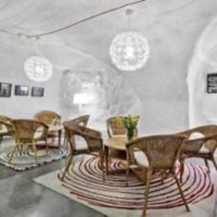 RAMILTON Old Town Hostel